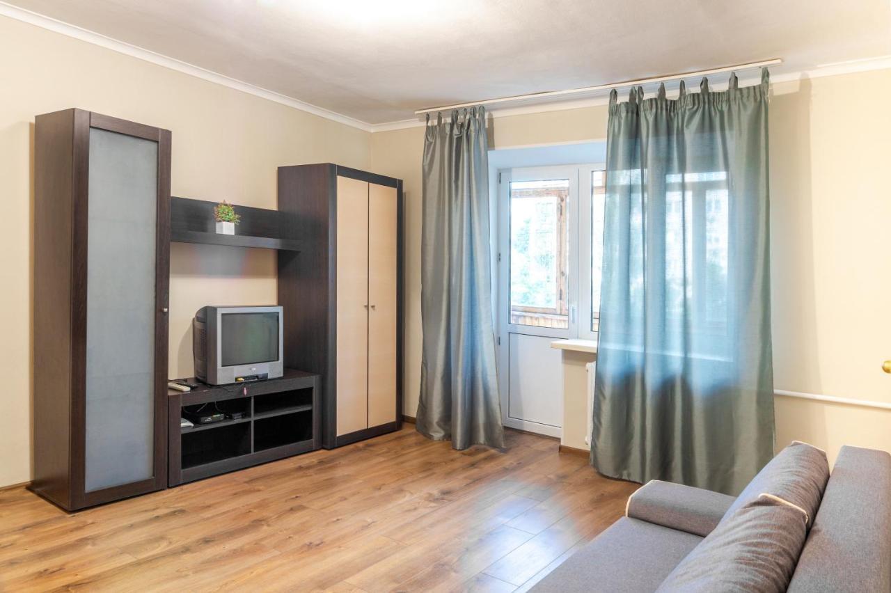 Бульвар Леси Украинки 10 Kyiv Exterior photo