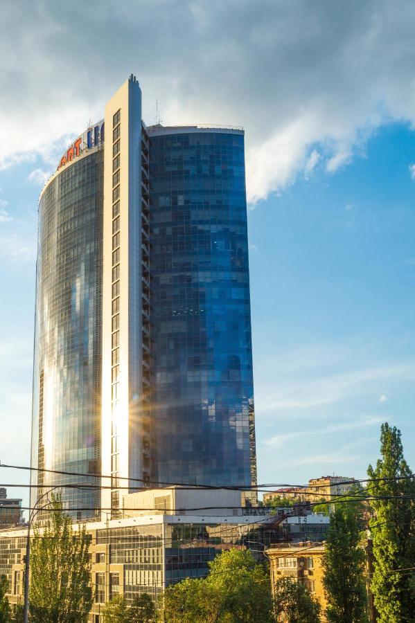 Бульвар Леси Украинки 10 Kyiv Exterior photo